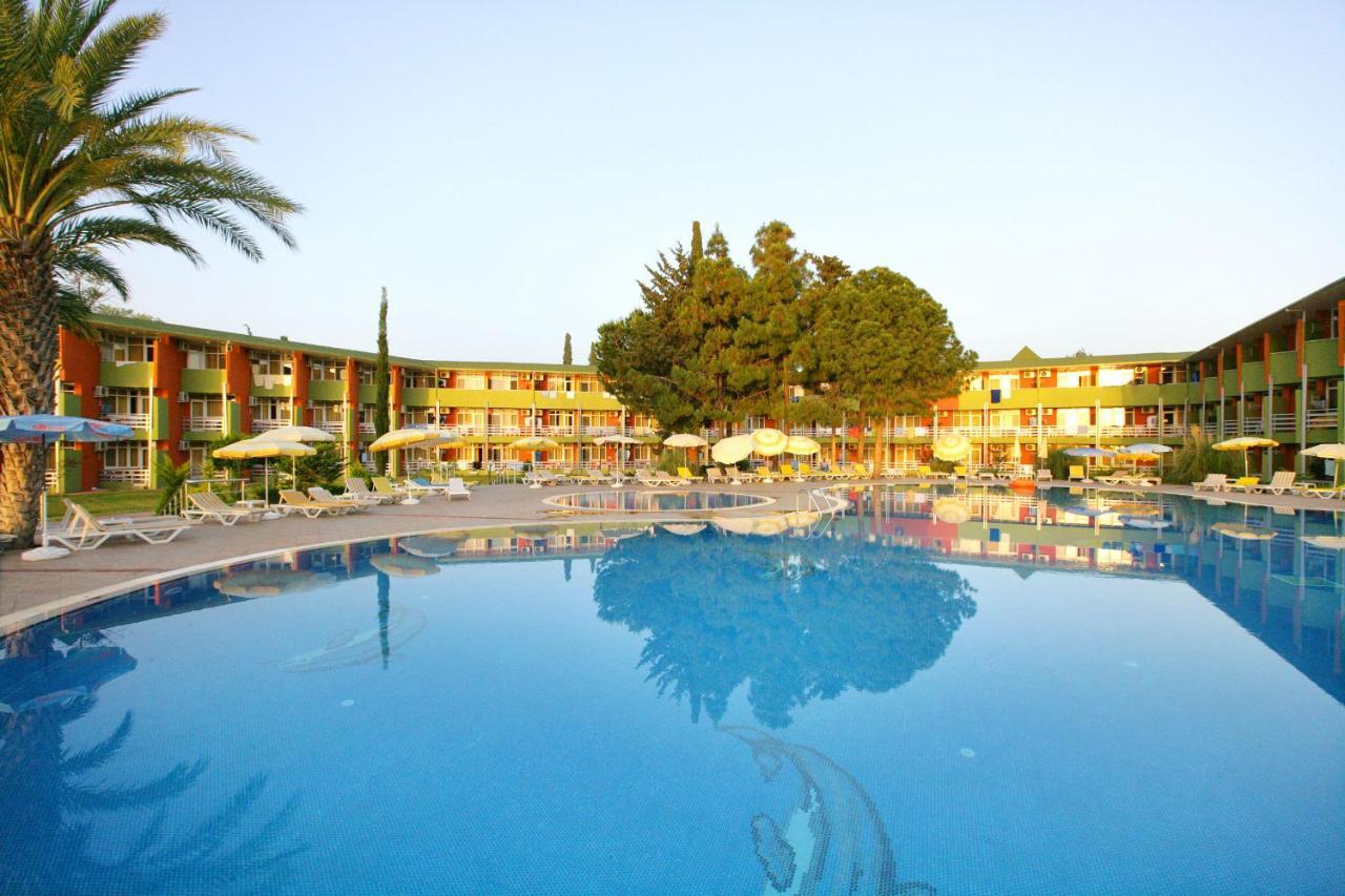Lonicera World Resort&Spa Hotel - Ultra All Inclusive Avsallar Exteriör bild