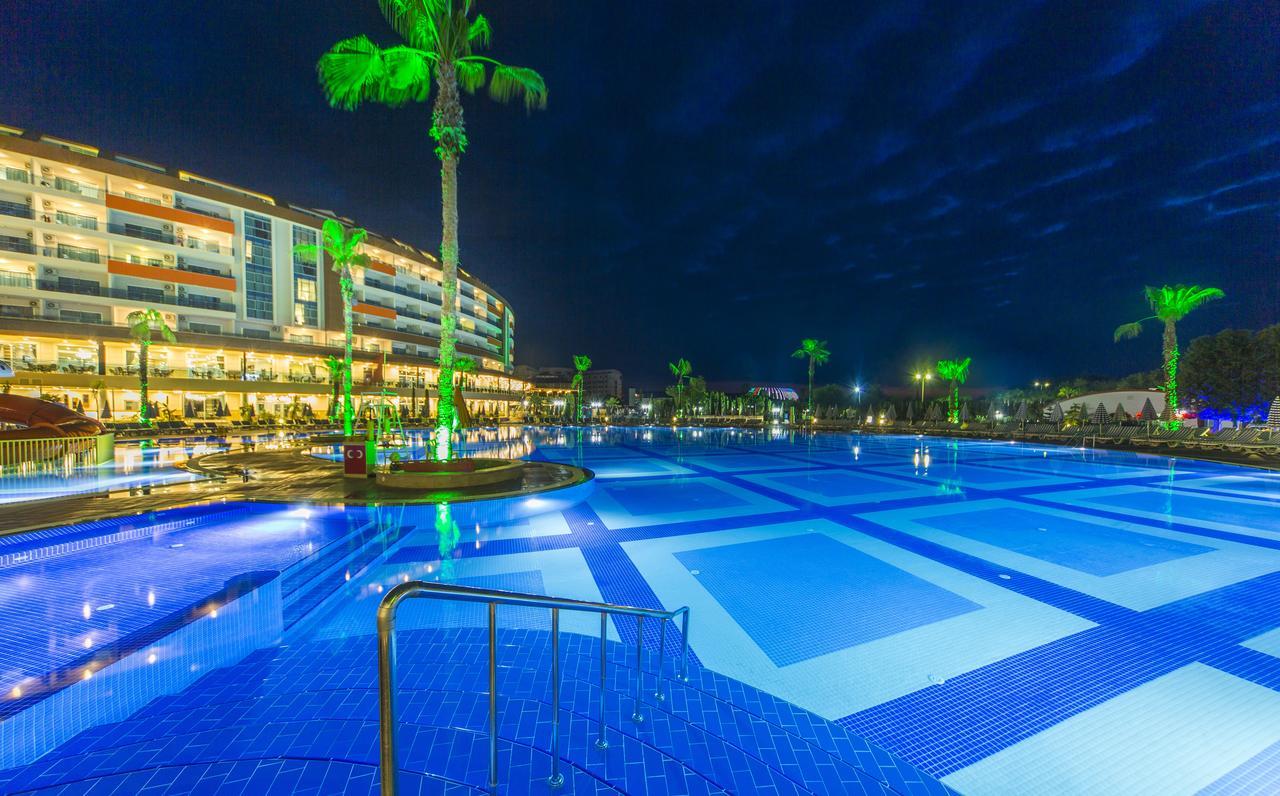 Lonicera World Resort&Spa Hotel - Ultra All Inclusive Avsallar Exteriör bild